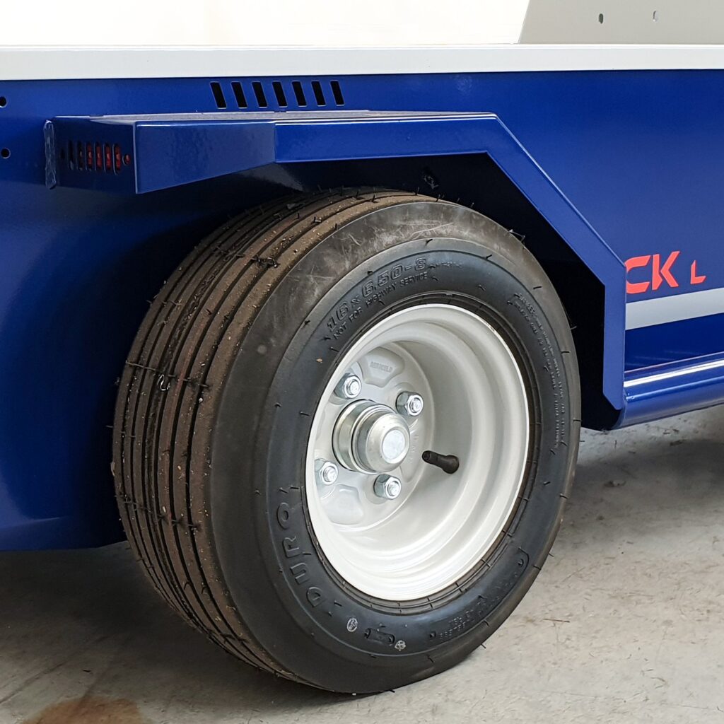 Battery electric vehicle JACKL (7) Battery electric vehicle JACKL (7)