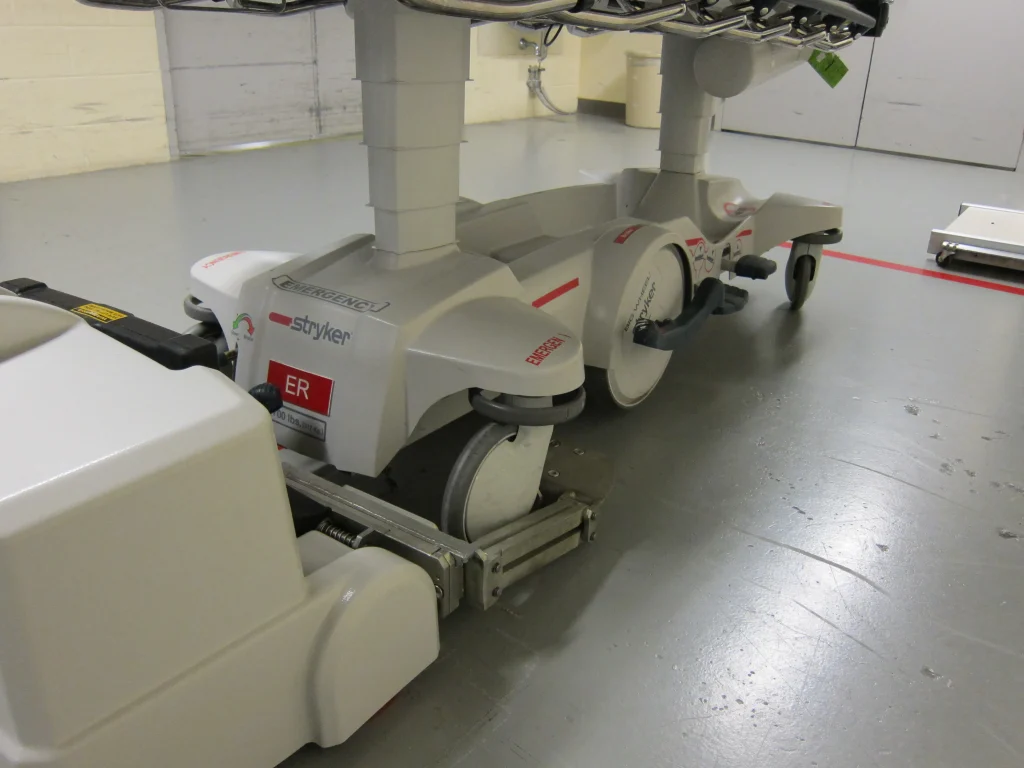 Hospital Bed Mover StaminaLift (15) Hospital Bed Mover StaminaLift (15)