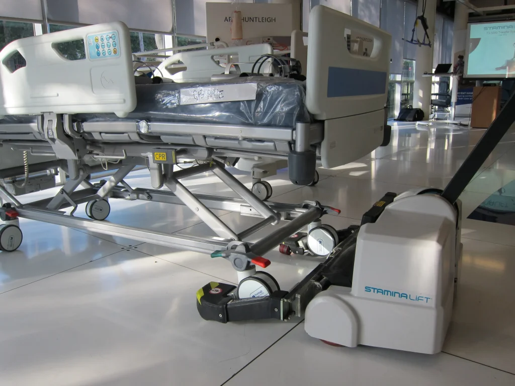 Hospital Bed Mover StaminaLift (7) Hospital Bed Mover StaminaLift (7)