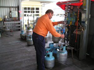 Manual Handling of BOC Gas Bottles 2