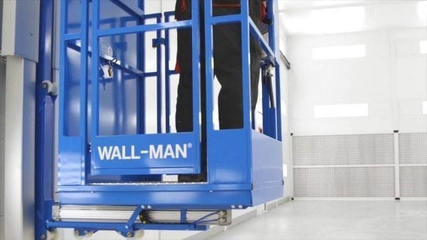 Wall Man Pnuematic Personnel Access Platform tranporting person